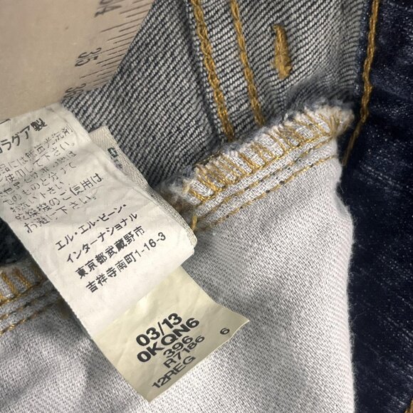 LL Bean Jeans Womens 12 Classic Fit Straight Leg Stretch Denim Pants Spandex - Picture 13 of 16